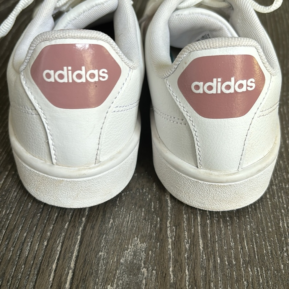 Adidas - Picture 6 of 13